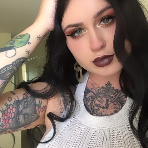 Meet your Posher, Victoria - Picture 1 of 1